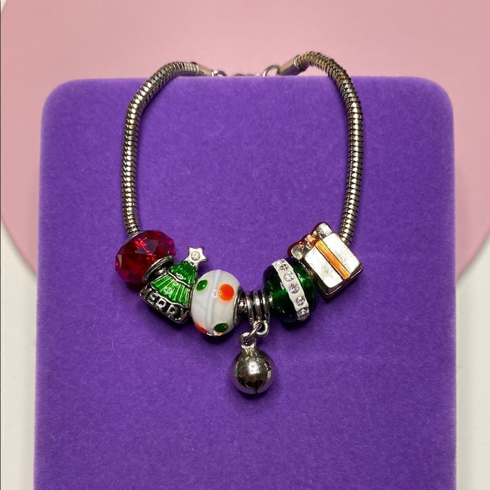 💛 Classic Silver Colorful Christmas Charm Bracelet